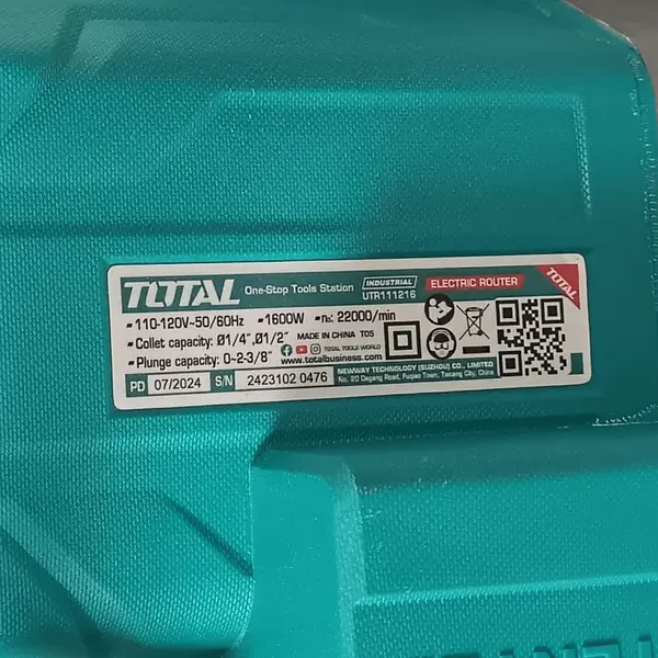 Ruteadora 1600w 1/4"-1/2" Industrial Total