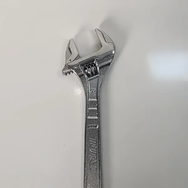 Llave Ajustable 8" Cromada Total